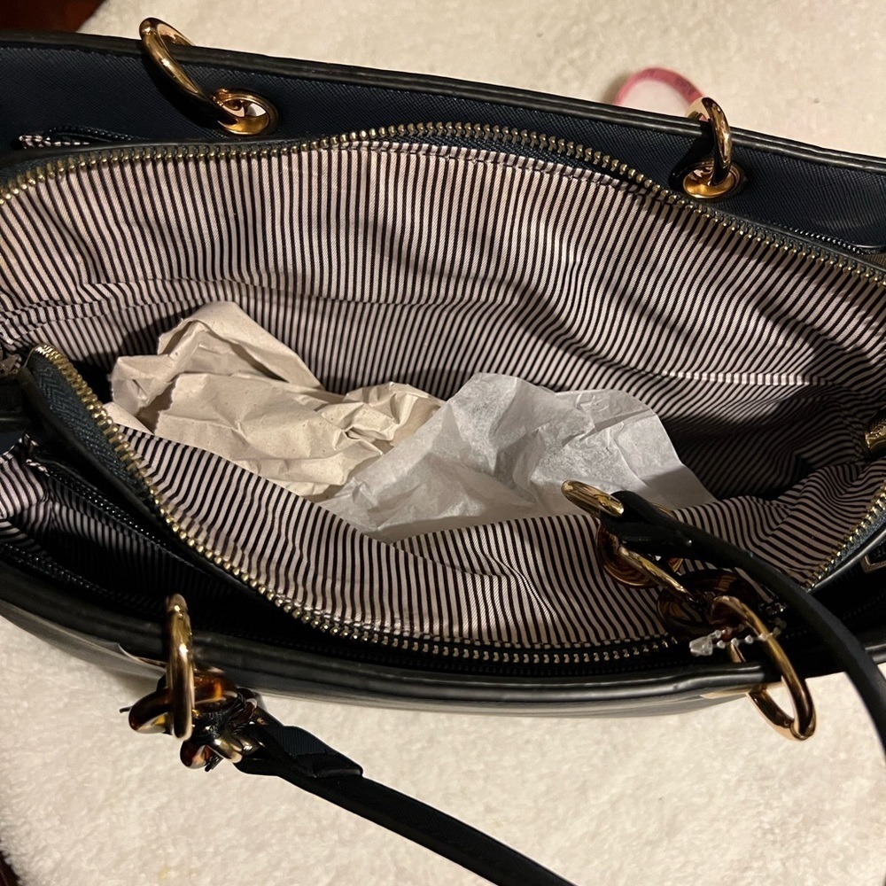 DELUXITY Los Angeles Purse - Picture 9 of 9